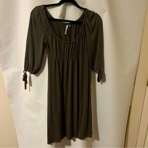 michael stars dress  Olive  Green OS buttery soft fabric. Great condition